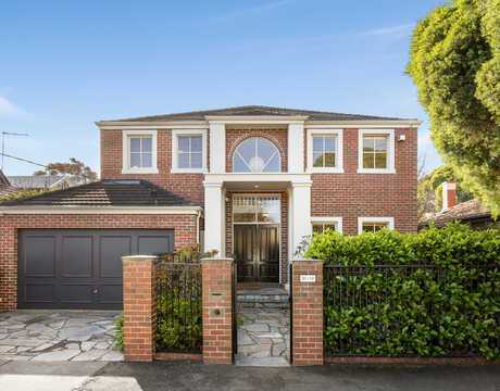 Sarah W testimonial image