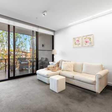 Oriana C testimonial image