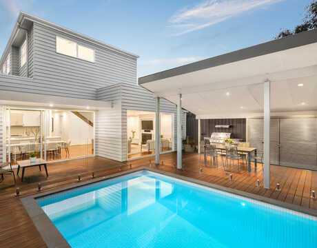 Jacqui D testimonial image