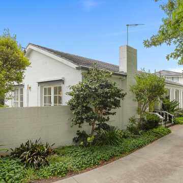 Sophie D testimonial image