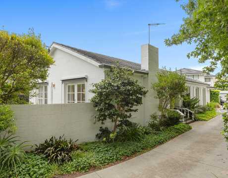 Sophie D testimonial image