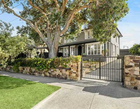 Alex testimonial image