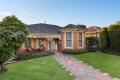 Single Level Lifestyle with Double Lock Up Garage