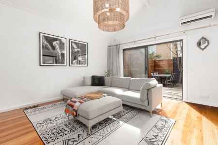 Boutique Bayside Living with Light, Style & Space