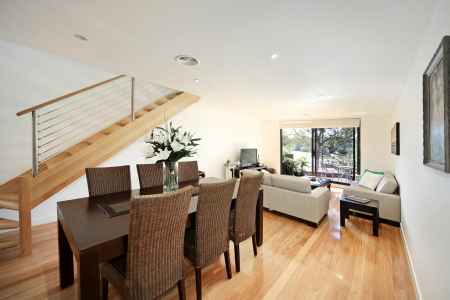 Stylish Living Across Two Light-Filled Levels