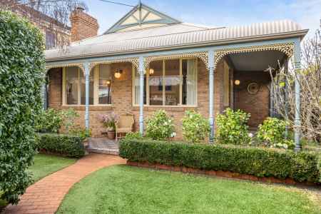 Elegant Spaces in Sun-filled Garden Setting