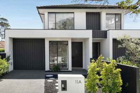 Architectural Coastal Luxury in the Heart of Beaumaris