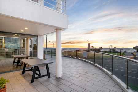 CALL NICK JOHNSTONE 0414 276 871 FOR PRIVATE APPOINTMENT