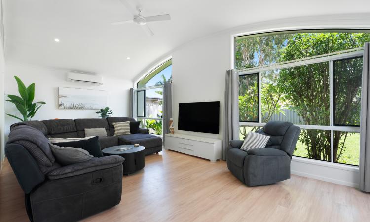Furnished Noosaville Retreat - walk to Gympie Terrace and the River