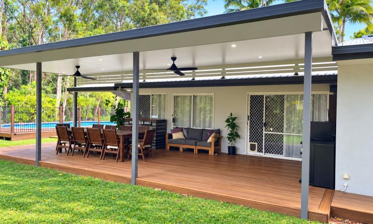 Large family retreat with pool and versatile layout