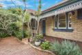 FANTASTIC FAMILY HOME IN THE CENTRE OF CROWS NEST