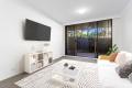 Spacious Garden apartment on village fringe