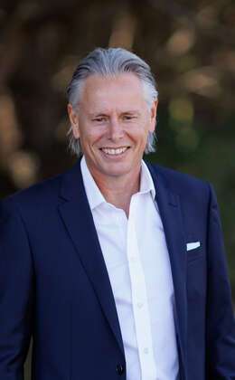 Philip Bradley photo