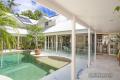 Primely Positioned Poolhouse, Sustainable in Sunshine Beach