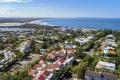 Top Floor Unit In Boutique Block Of 4 On Noosa Hill