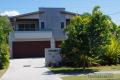 Modern House Size Duplex So Very Close  to Gympie Tce & Noosa River