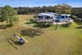 Quintessential Noosa Riverfront Reserve Hideaway 