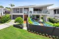 Designer Showstopper on Noosa Hill Evokes Endless Summers