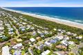 Chic Beachside Duplex: 170m to Beach Access & Just Minutes to Peregian Village