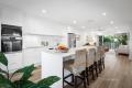 Spacious Duplex; 250m to the Sand & Sunset Views