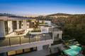 Lavish 536m2 Skyhome: Prized 270° Dress Circle Views