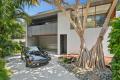 Supercool & Eclectic Duke on Sunshine with Meditation Terrace in Treetops 