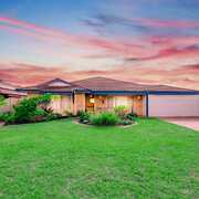 Seller of a House in Waikiki
