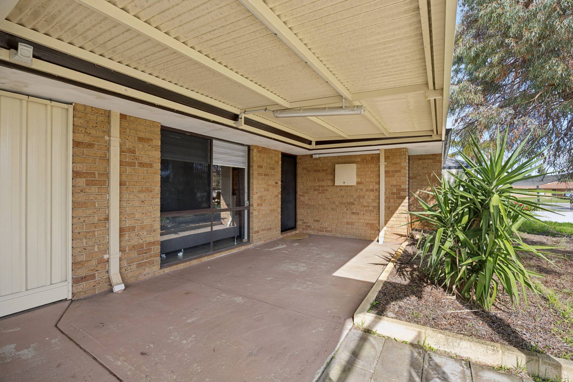 4 Rhine Crescent, Beechboro, Beechboro - Thumbnail 4