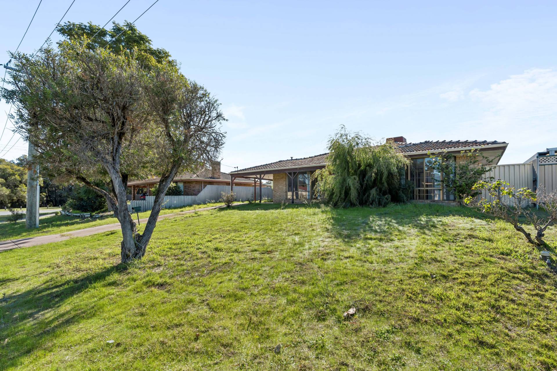4 Walker Place, Gosnells, Gosnells - Thumbnail 2