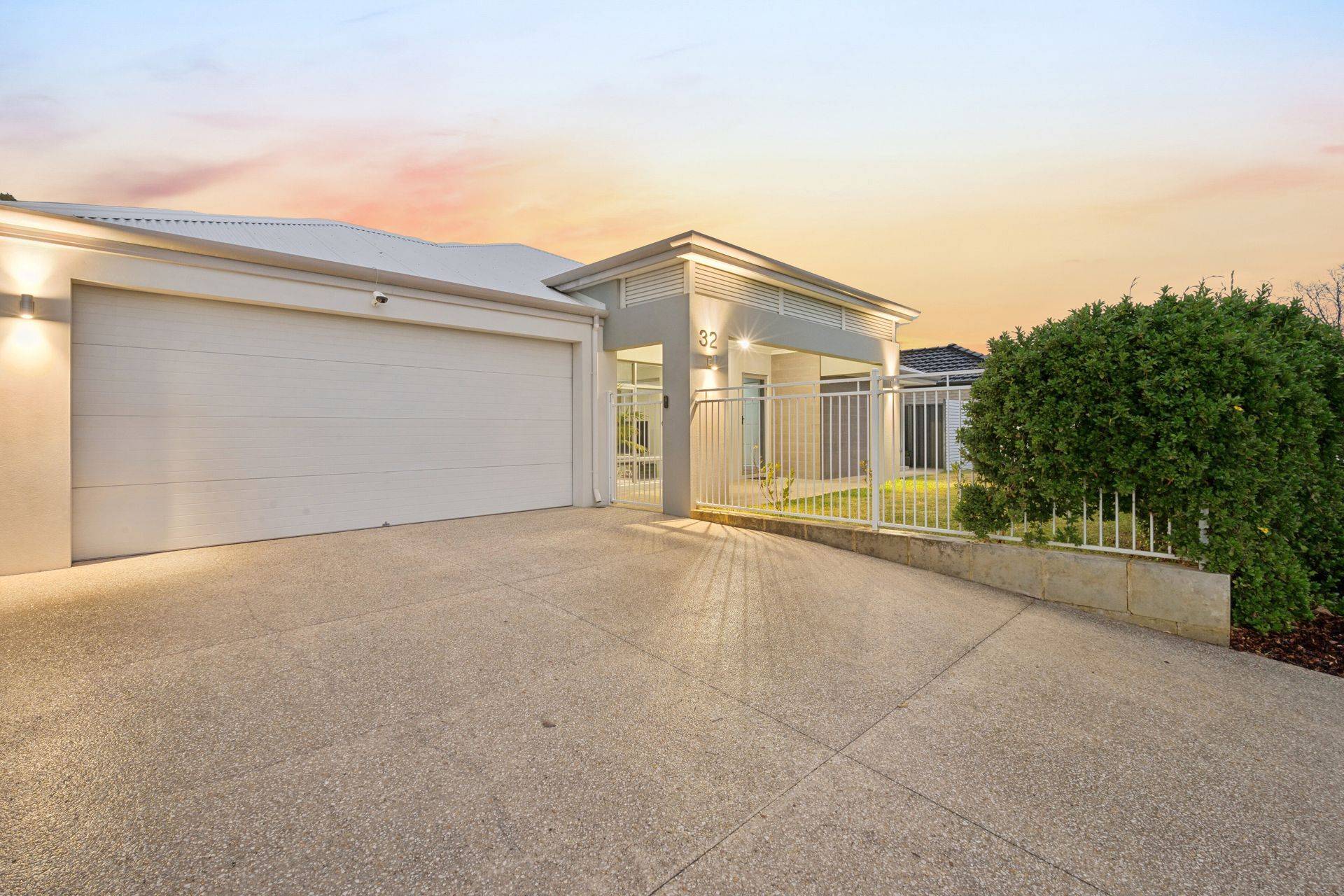 32 Dulegal Way, Aveley, Aveley - Image 1