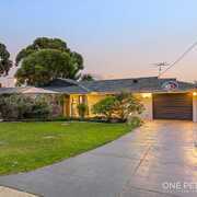 Seller of a House in Waikiki