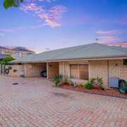 Seller of a House in Palmyra