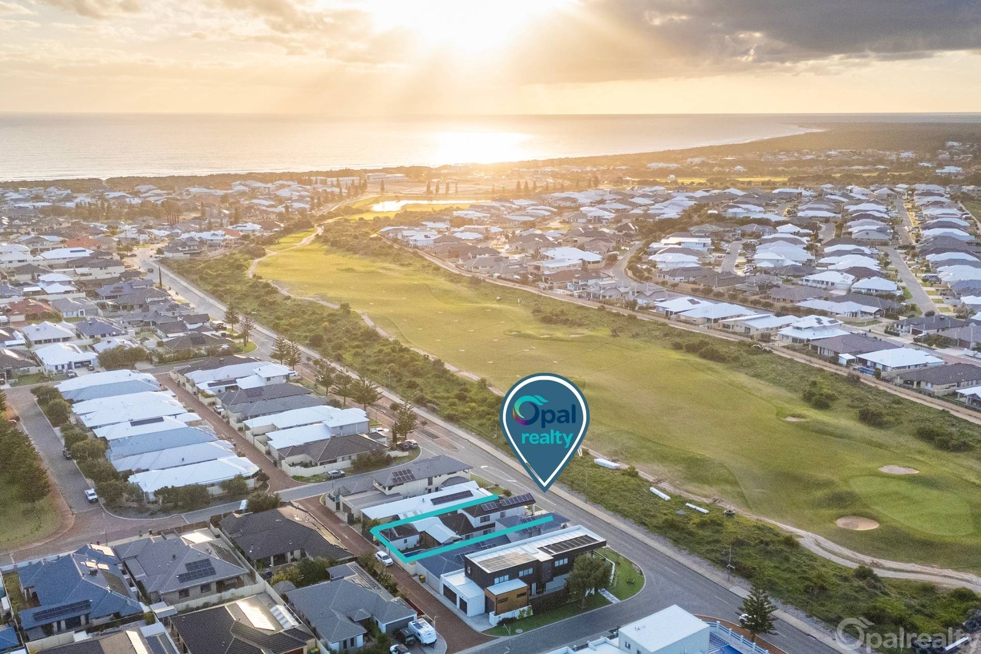 84 Bancoura Parkway, Secret Harbour - Image 1