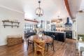 Beautifully renovated family entertainer with pool and powered workshop