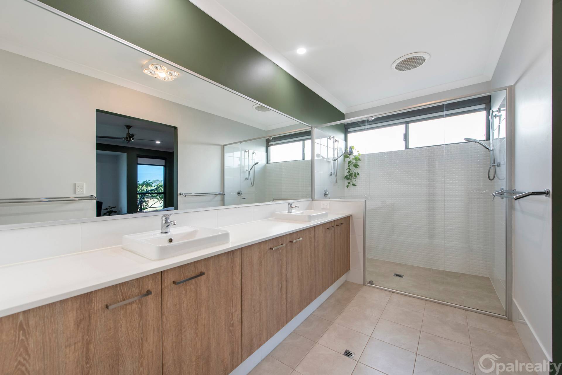 5 Persimmon Crescent, Karnup - Thumbnail 8