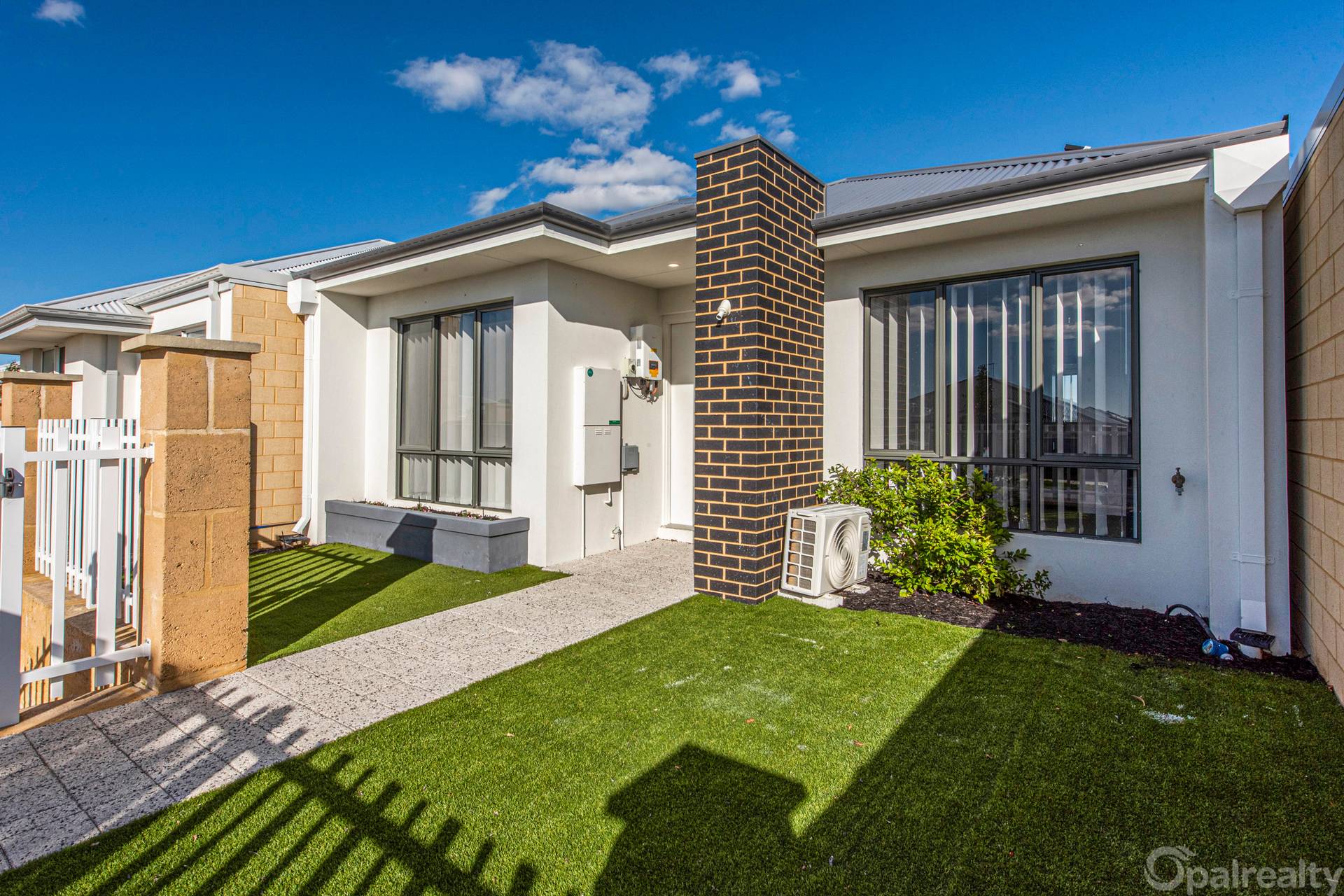 138 Alverstone Boulevard, Lakelands - Image 1
