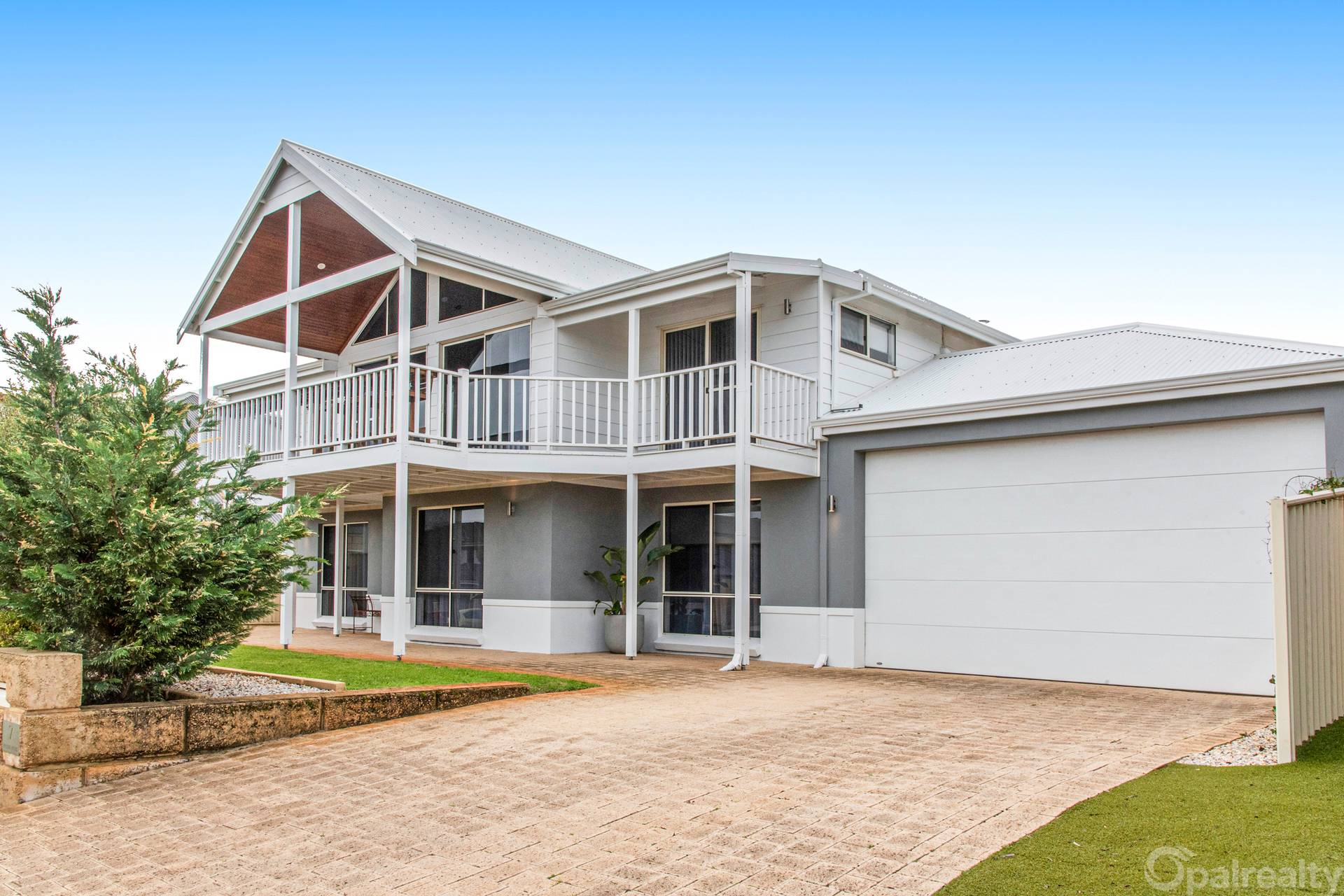 7 Hassars Road, Secret Harbour - Thumbnail 2