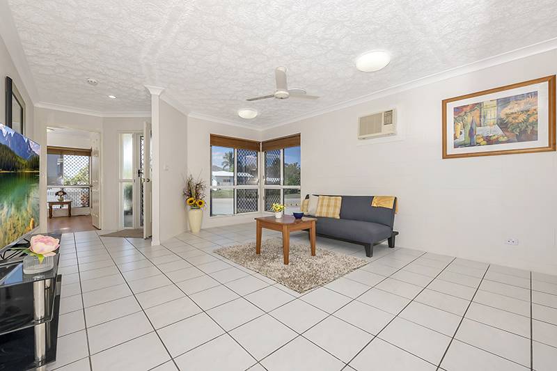 1 Colchester Cres, Kirwan QLD, Kirwan - Thumbnail 3