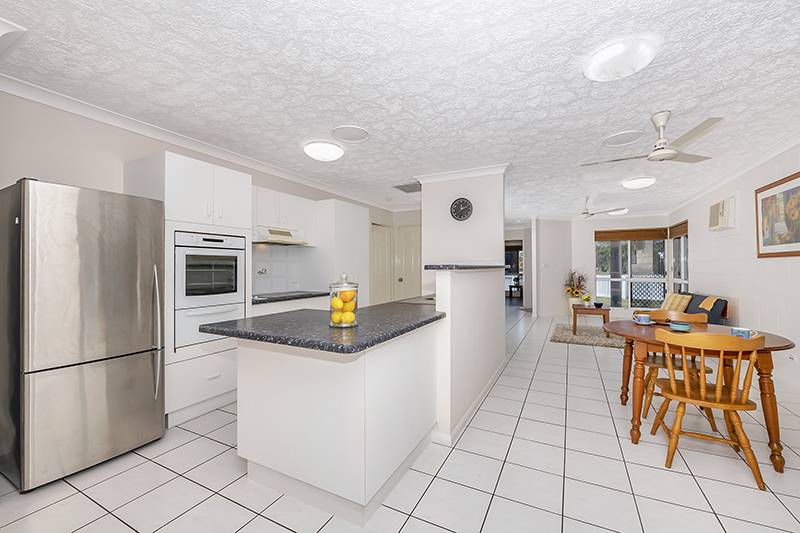 1 Colchester Cres, Kirwan QLD, Kirwan - Thumbnail 6