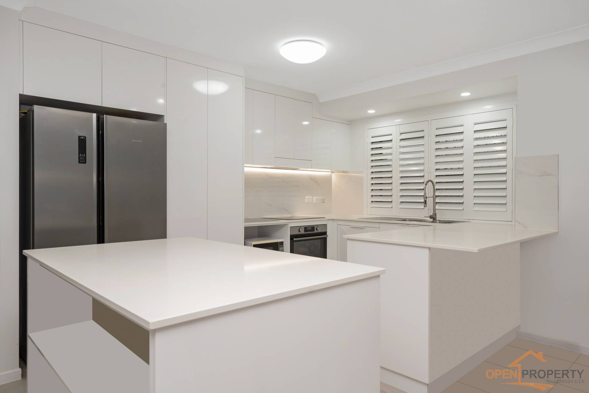 26 Woodwark Drive, Bushland Beach QLD, Bushland Beach - Thumbnail 4