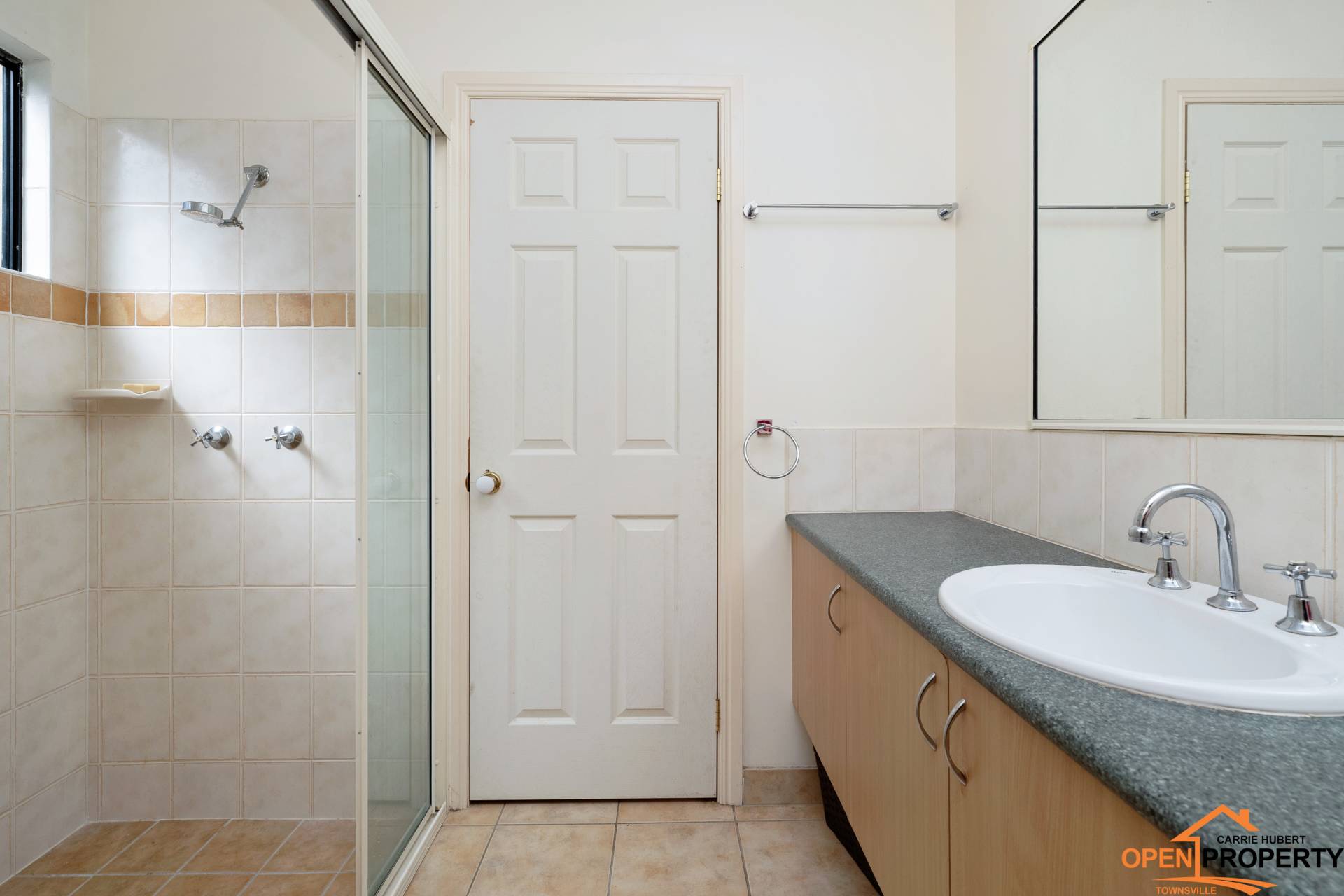 17 Woodlake Avenue, Kirwan QLD, Kirwan - Thumbnail 7