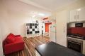 Centrally located unit in Indooroopilly