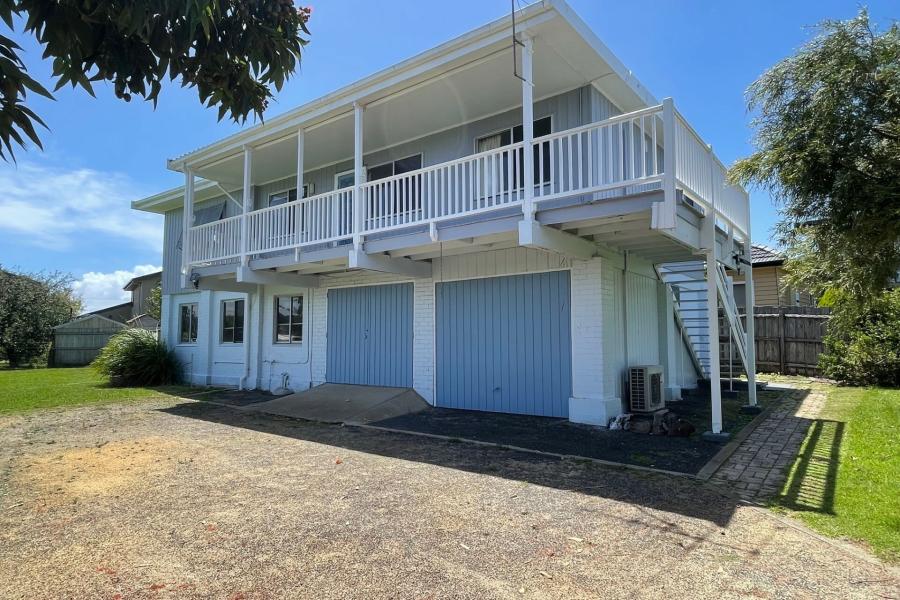 EXCEPTIONAL OPPORTUNITY IN CORONET BAY
