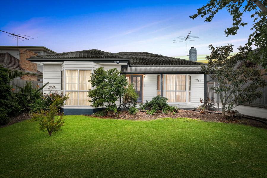 Extended Weatherboard Charmer with Huge Potential