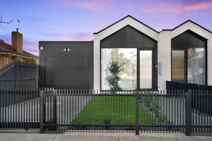 Brand New Contemporary Living in a Prime Hadfield Location