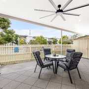 Excellent Service from a very Professional Salesperson