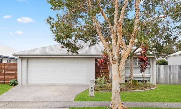 Modern Family Living in the Heart of Brightwater!