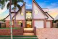 BIG 2 STOREY ICONIC RESIDENCE WITH CITY VIEWS - GREAT HOME BASED BUSINESS/DUAL OCCUPANCY POTENTIAL