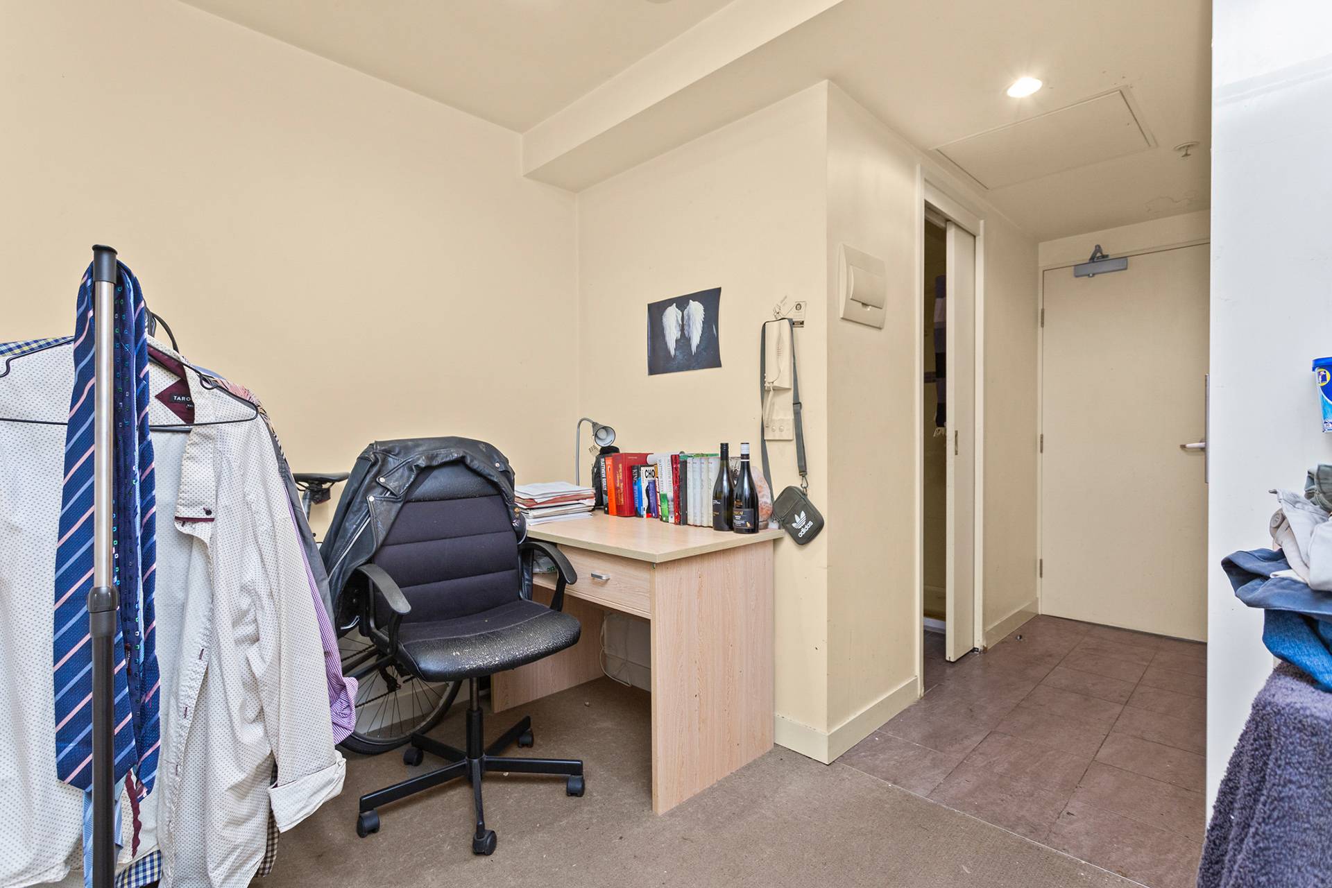 Paragon Real Estate Furnished One Bedrooom