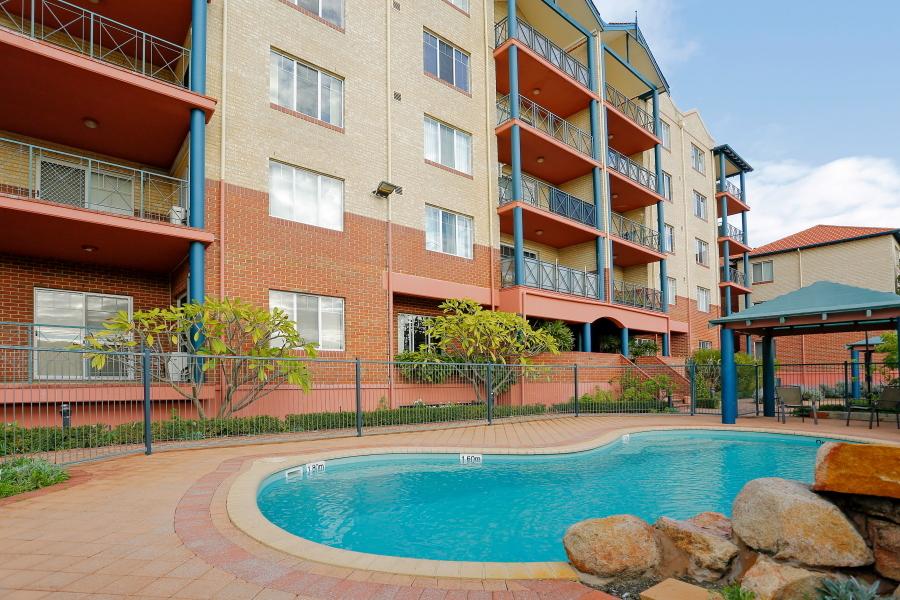 Right on the Swan River Foreshore!